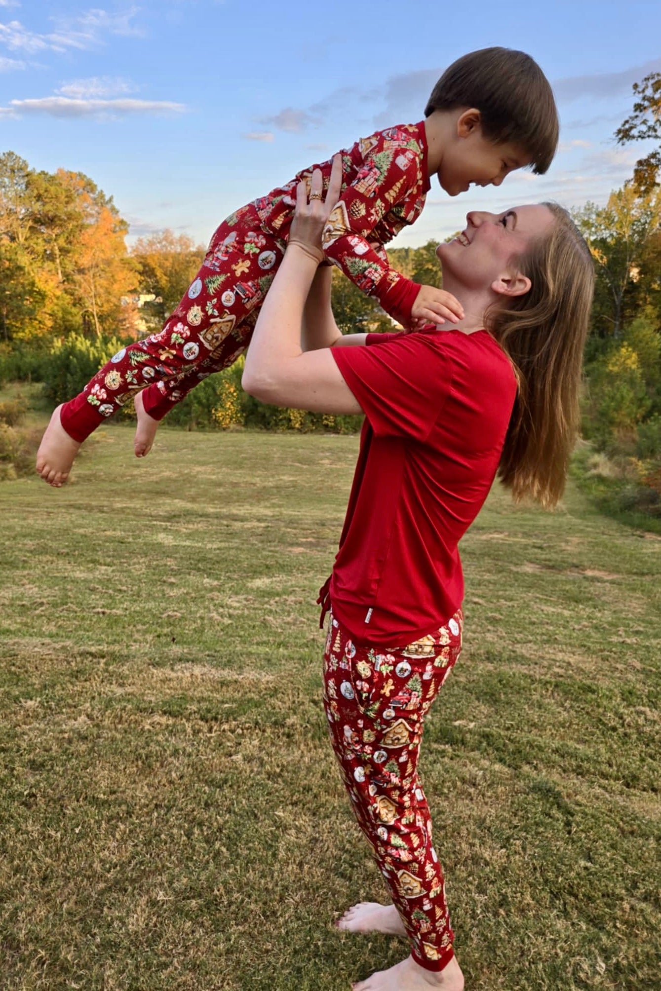 Classic Santa Woman’s Joggers