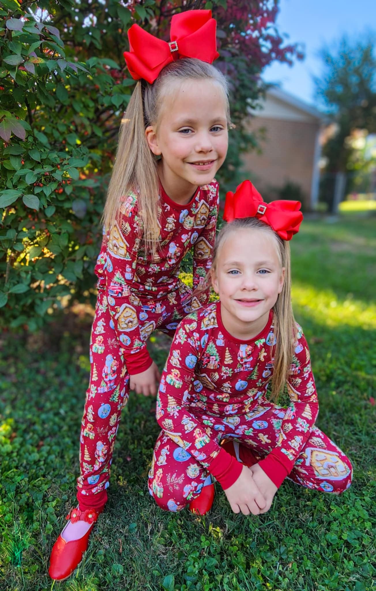 Classic Santa Two-Piece Pajamas